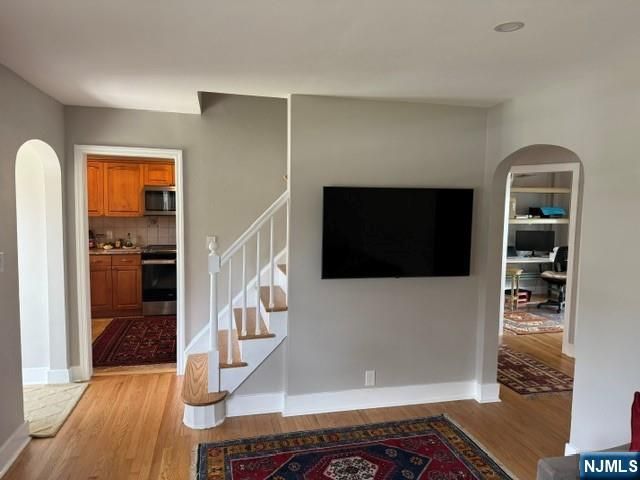 20 Susquehanna Avenue, Rochelle Park, NJ 07662