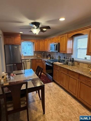 20 Susquehanna Avenue, Rochelle Park, NJ 07662