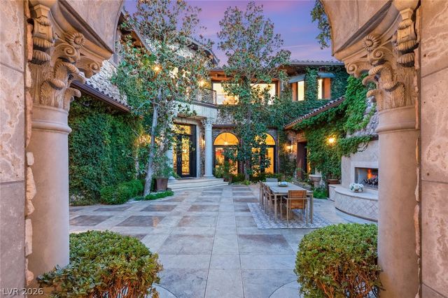 9701 Orient Express Court, Las Vegas, NV 89145