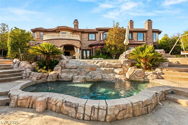 9701 Orient Express Court, Las Vegas, NV 89145