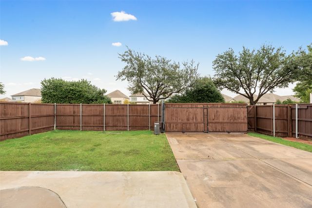 5628 Phoenix Drive, The Colony, TX 75056