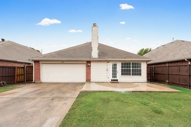 5628 Phoenix Drive, The Colony, TX 75056