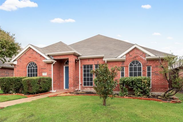 5628 Phoenix Drive, The Colony, TX 75056