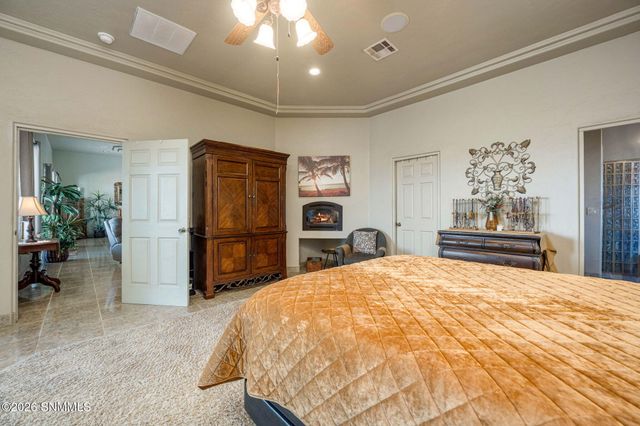 5944 Dusty Prints Road, Las Cruces, NM 88007