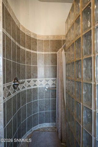 5944 Dusty Prints Road, Las Cruces, NM 88007