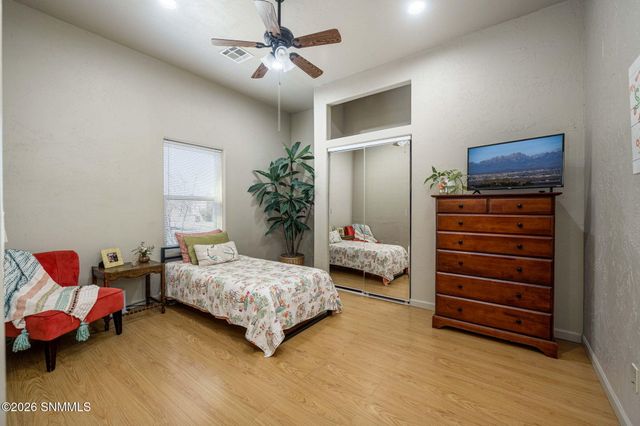 5944 Dusty Prints Road, Las Cruces, NM 88007