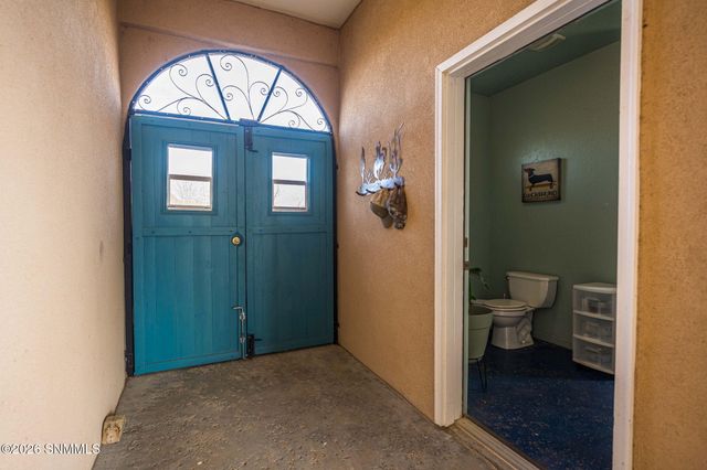 5944 Dusty Prints Road, Las Cruces, NM 88007