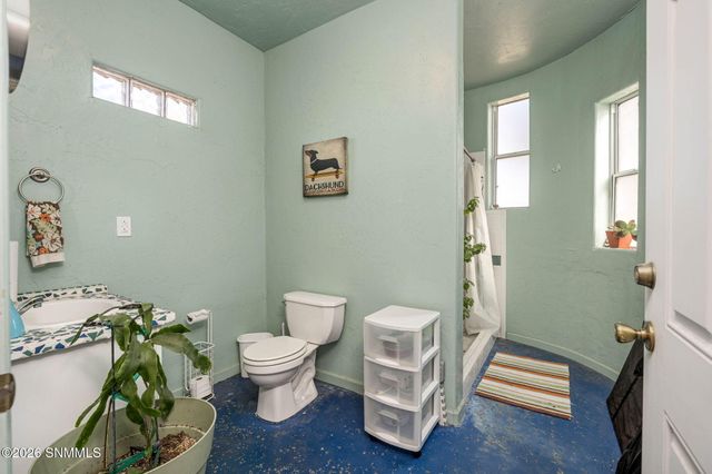 5944 Dusty Prints Road, Las Cruces, NM 88007