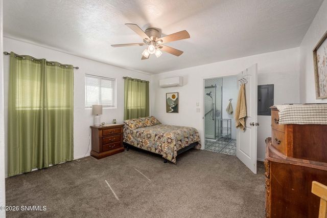 5944 Dusty Prints Road, Las Cruces, NM 88007