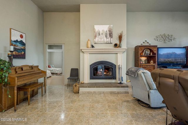 5944 Dusty Prints Road, Las Cruces, NM 88007