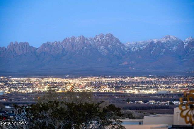 5944 Dusty Prints Road, Las Cruces, NM 88007