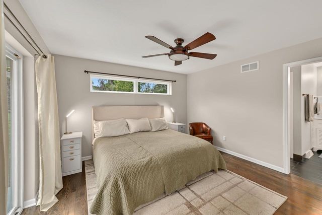 3035 Pilgrim ROAD, Brookfield, WI 53005