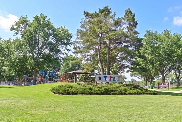 3035 Pilgrim ROAD, Brookfield, WI 53005
