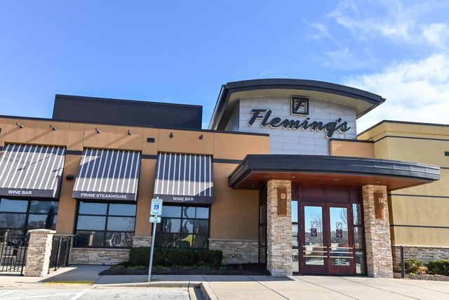 3035 Pilgrim ROAD, Brookfield, WI 53005
