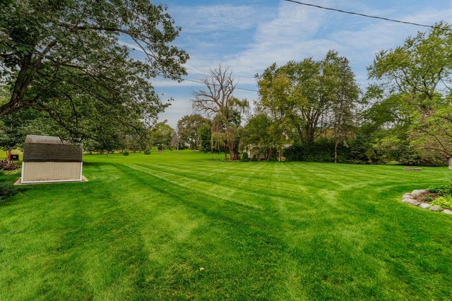 3035 Pilgrim ROAD, Brookfield, WI 53005