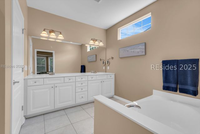 15 Concession Oak Dr, Bluffton, SC 29909