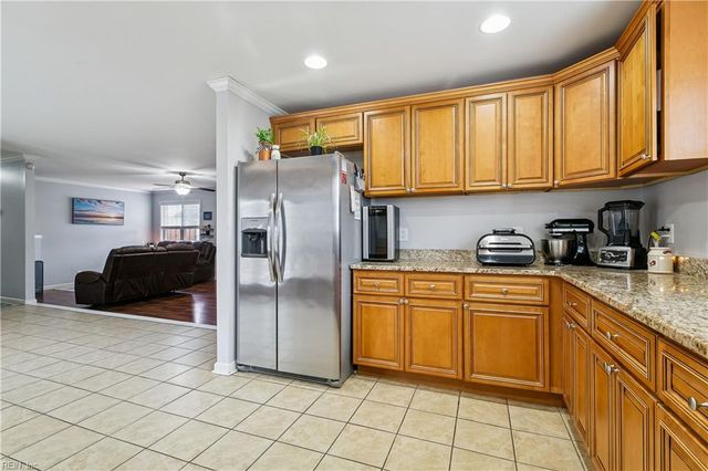 413 W Gilbert ST, Hampton, VA 23669