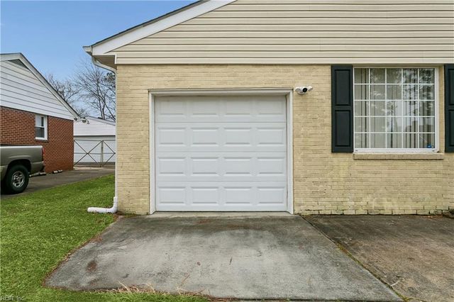 413 W Gilbert ST, Hampton, VA 23669