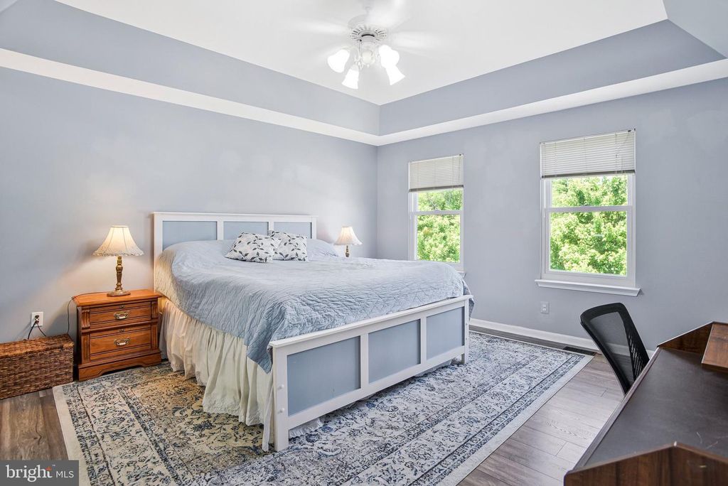 Image 9 of property listing at 2322 HAWKS LANDING CT, Waldorf, MD 20601