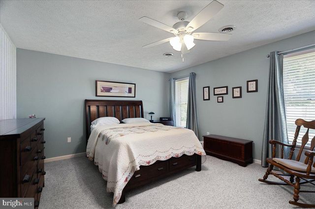 115 MONTMORENCY DR, Bunker Hill, WV 25413