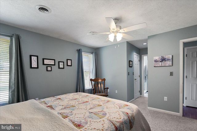 115 MONTMORENCY DR, Bunker Hill, WV 25413