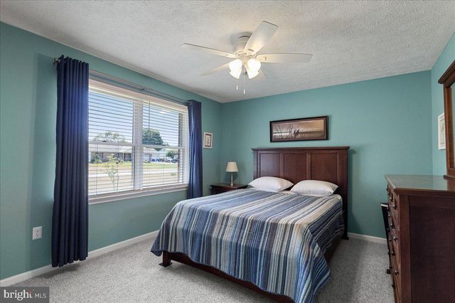 115 MONTMORENCY DR, Bunker Hill, WV 25413