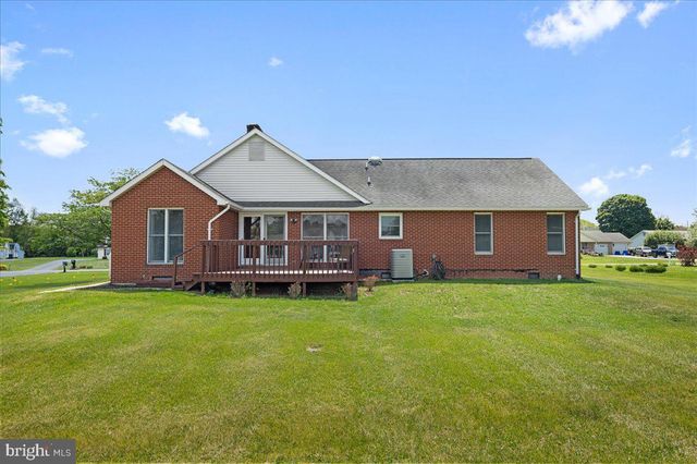 115 MONTMORENCY DR, Bunker Hill, WV 25413