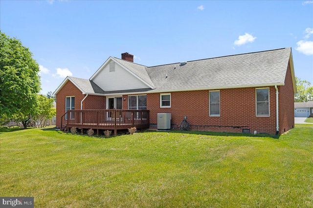 115 MONTMORENCY DR, Bunker Hill, WV 25413
