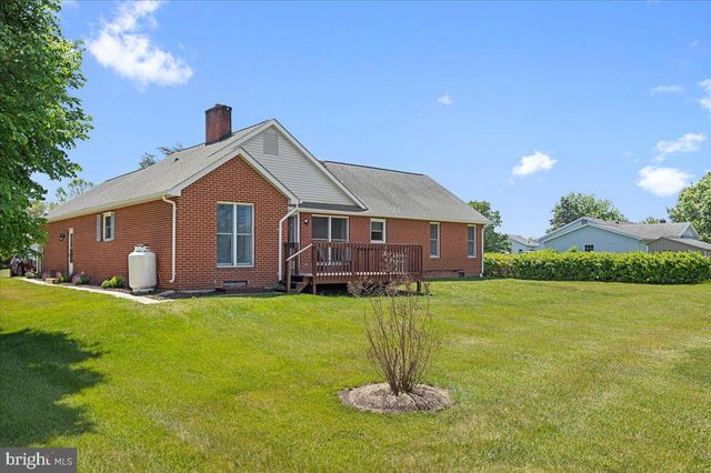 115 MONTMORENCY DR, Bunker Hill, WV 25413
