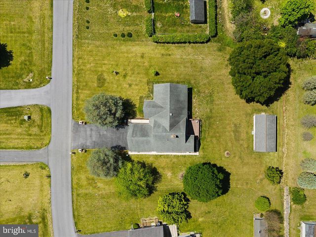 115 MONTMORENCY DR, Bunker Hill, WV 25413