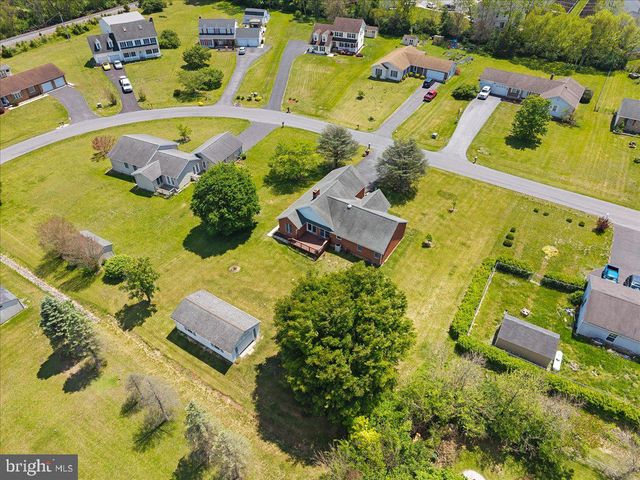 115 MONTMORENCY DR, Bunker Hill, WV 25413