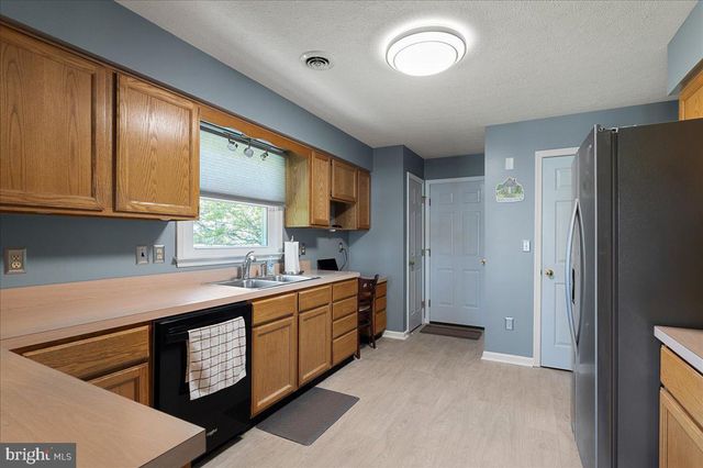 115 MONTMORENCY DR, Bunker Hill, WV 25413