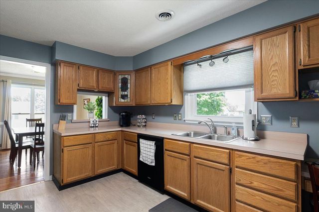 115 MONTMORENCY DR, Bunker Hill, WV 25413