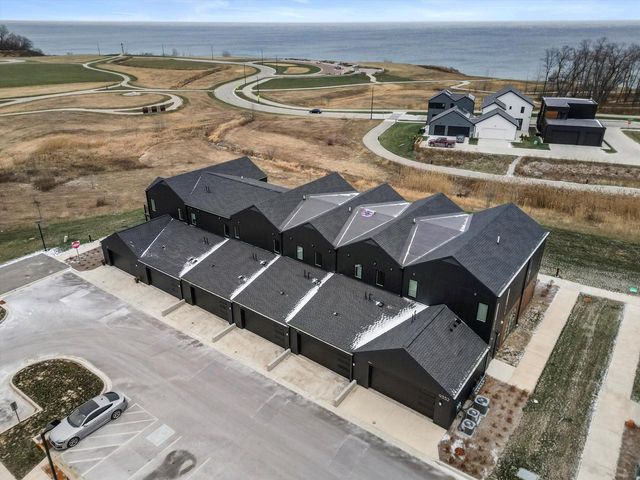 9352 S Alder PLACE #103, Oak Creek, WI 53154
