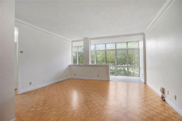 3060 Pharr Court North NW 302, Atlanta, GA 30305