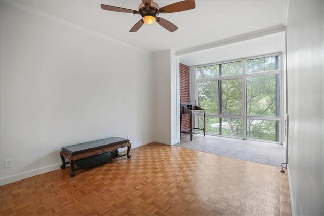3060 Pharr Court North NW 302, Atlanta, GA 30305