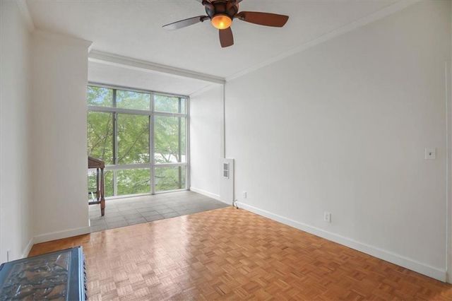 3060 Pharr Court North NW 302, Atlanta, GA 30305