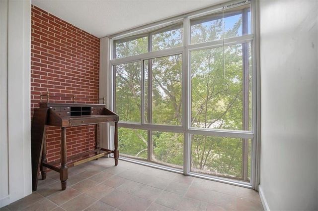 3060 Pharr Court North NW 302, Atlanta, GA 30305