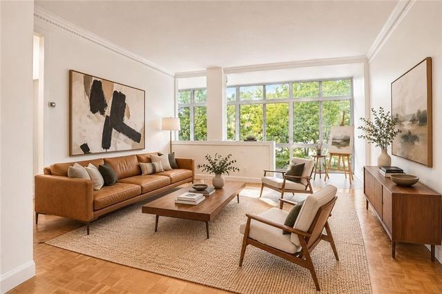 3060 Pharr Court North NW 302, Atlanta, GA 30305