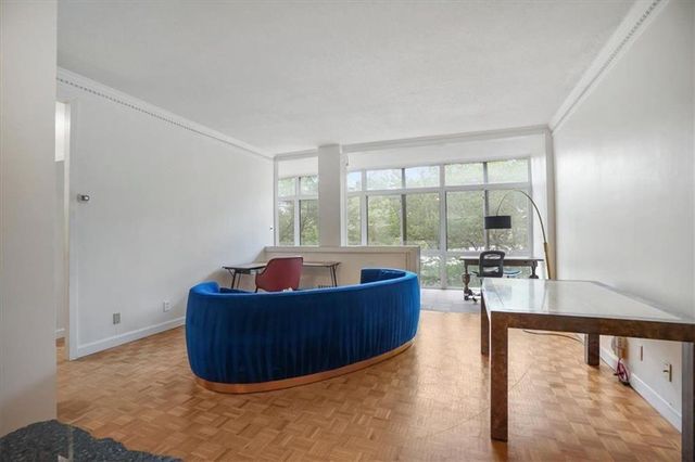 3060 Pharr Court North NW 302, Atlanta, GA 30305