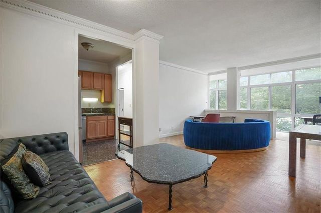 3060 Pharr Court North NW 302, Atlanta, GA 30305