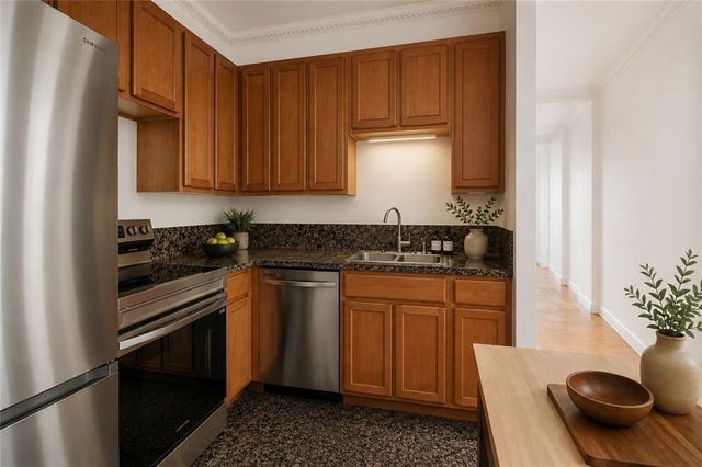 3060 Pharr Court North NW 302, Atlanta, GA 30305