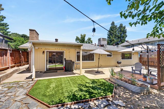 7336 Millicent Ct, Fair Oaks, CA 95628