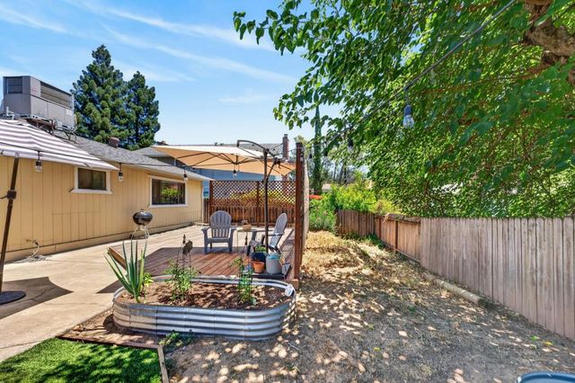 7336 Millicent Ct, Fair Oaks, CA 95628