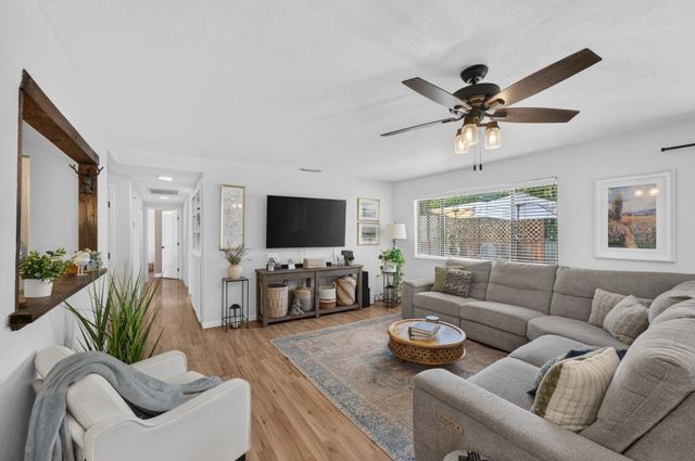 7336 Millicent Ct, Fair Oaks, CA 95628