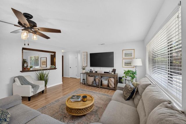 7336 Millicent Ct, Fair Oaks, CA 95628