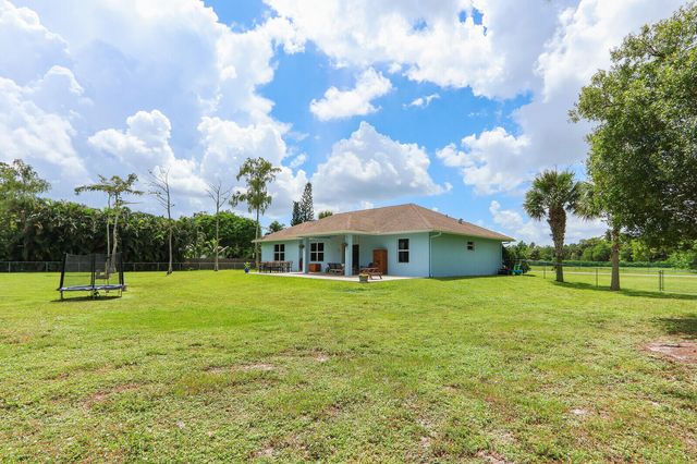 16605 64th Place N, Loxahatchee, FL 33470