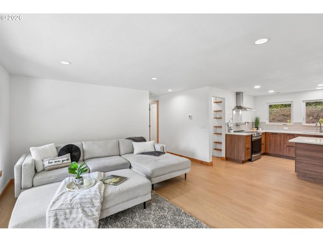 24406 Ne RAWSON Rd, Brush Prairie, WA 98606