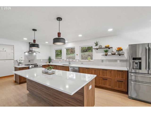 24406 Ne RAWSON Rd, Brush Prairie, WA 98606