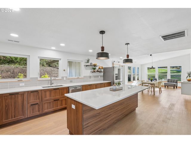 24406 Ne RAWSON Rd, Brush Prairie, WA 98606